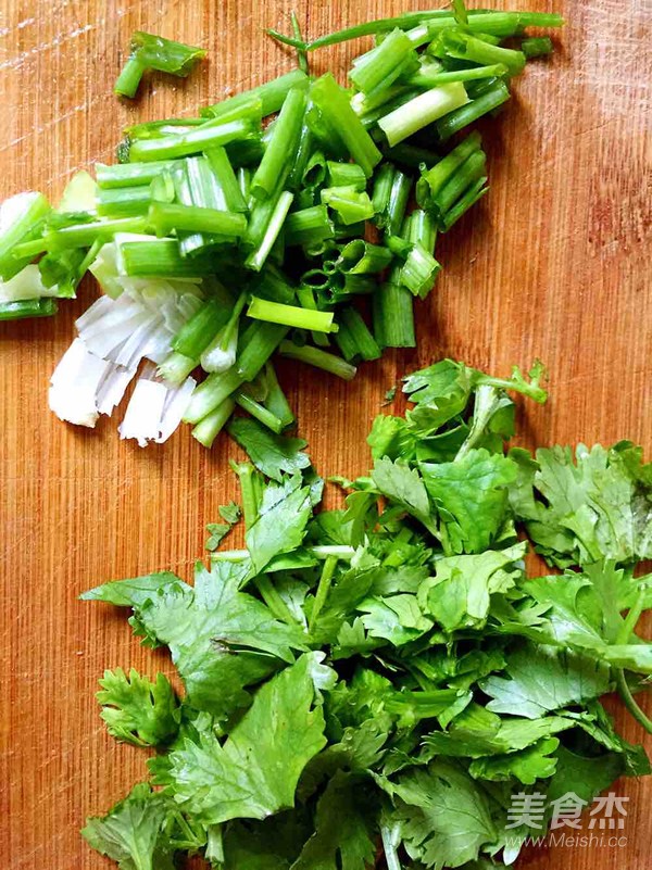 牛肉粥的做法-咸鮮味煲菜譜-易網健康養生網 牛肉粥的做法-咸鮮味煲菜譜