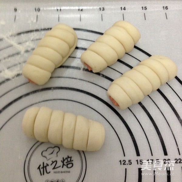 火腿卷小饅頭的做法-家常味蒸菜譜-易網健康養生網 火腿卷小饅頭的做法-家常味蒸菜譜