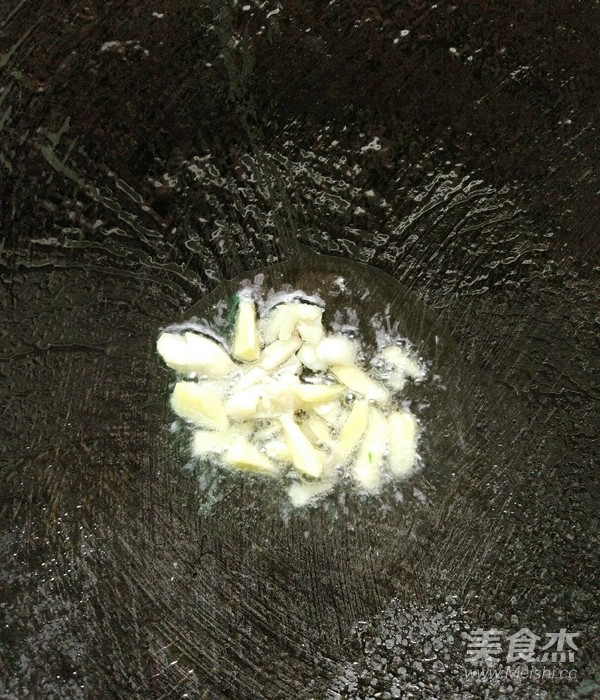 香辣蒜苔炒牛肉的做法-香辣味炒菜譜