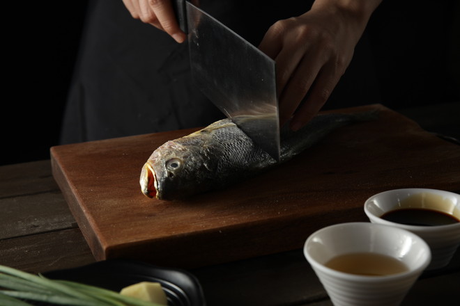 清蒸黃花魚！魚中的美味！的做法-咸鮮味蒸菜譜