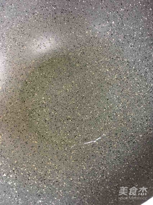 土豆茶樹菇燜雞肉的做法-咸鮮味燜菜譜-易網健康養生網 土豆茶樹菇燜雞肉的做法-咸鮮味燜菜譜