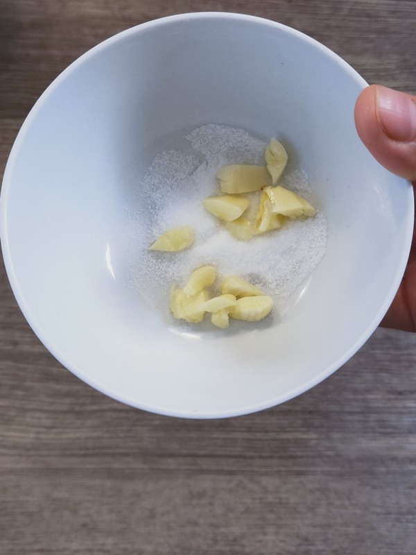 黃瓜拌涼皮。的做法-咸鮮味拌菜譜-易網(wǎng)健康養(yǎng)生網(wǎng) 黃瓜拌涼皮。的做法-咸鮮味拌菜譜