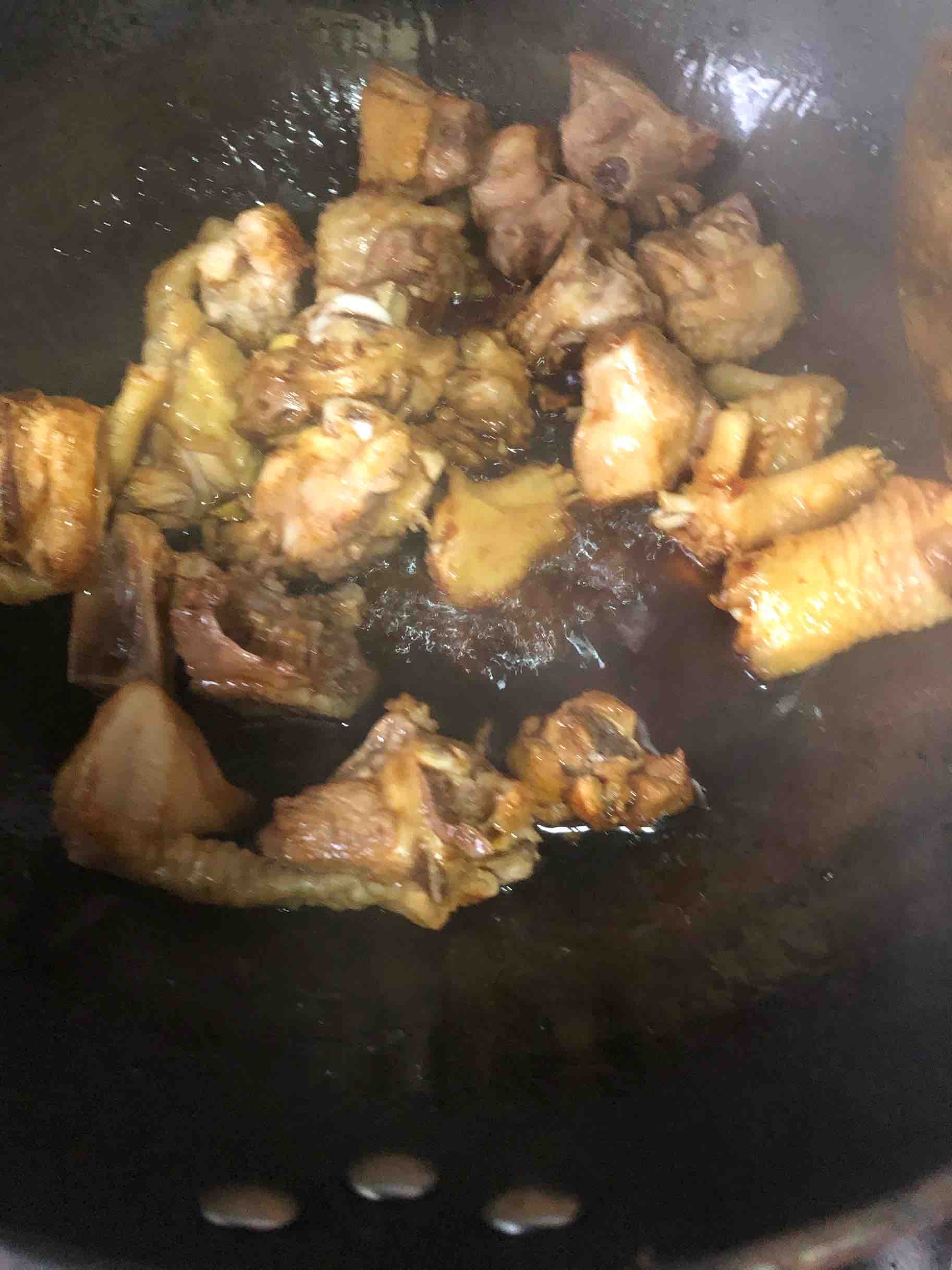 黃燜雞的做法-咸鮮味燒菜譜