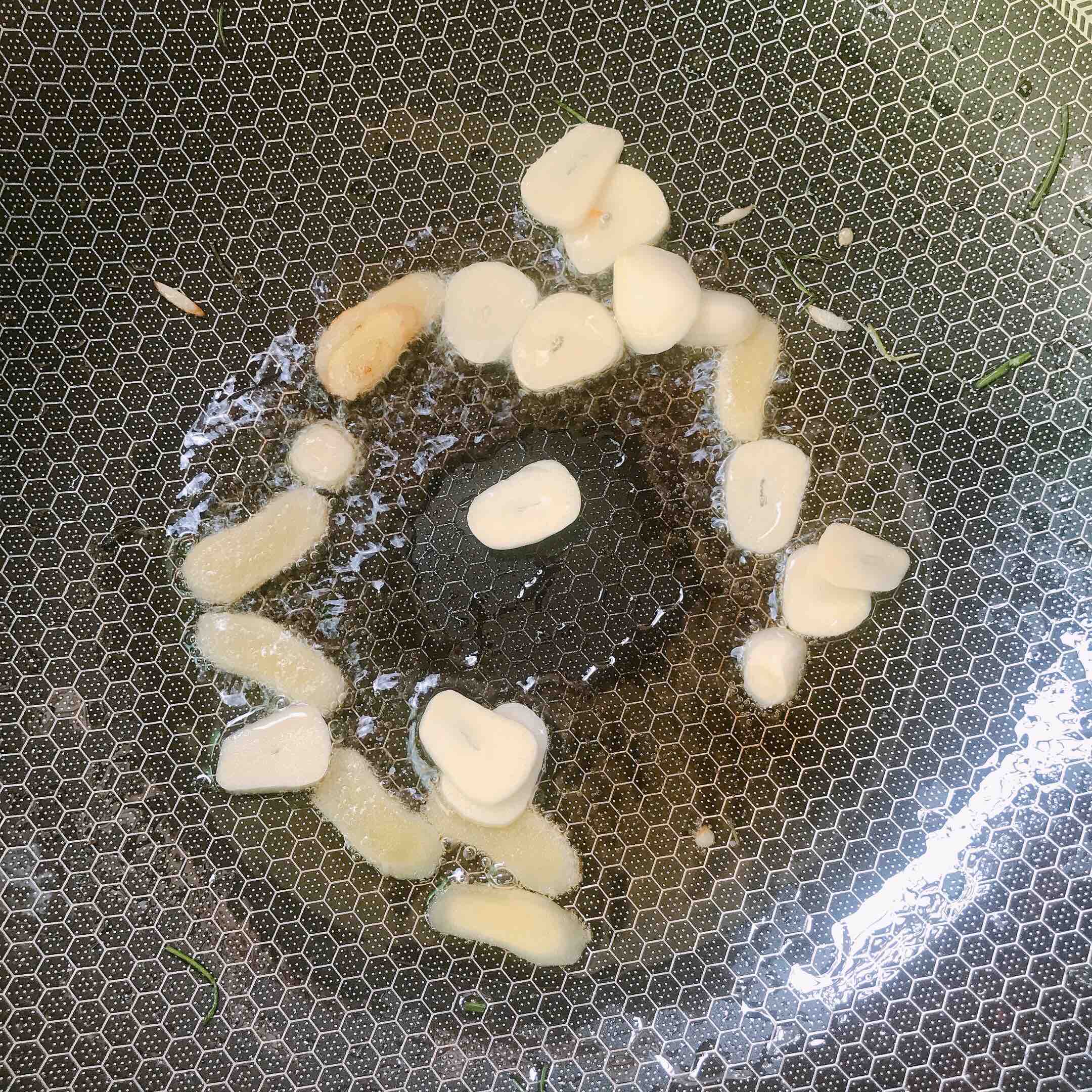 雞蛋干炒肉片的做法-咸鮮味炒菜譜-易網健康養生網 雞蛋干炒肉片的做法-咸鮮味炒菜譜