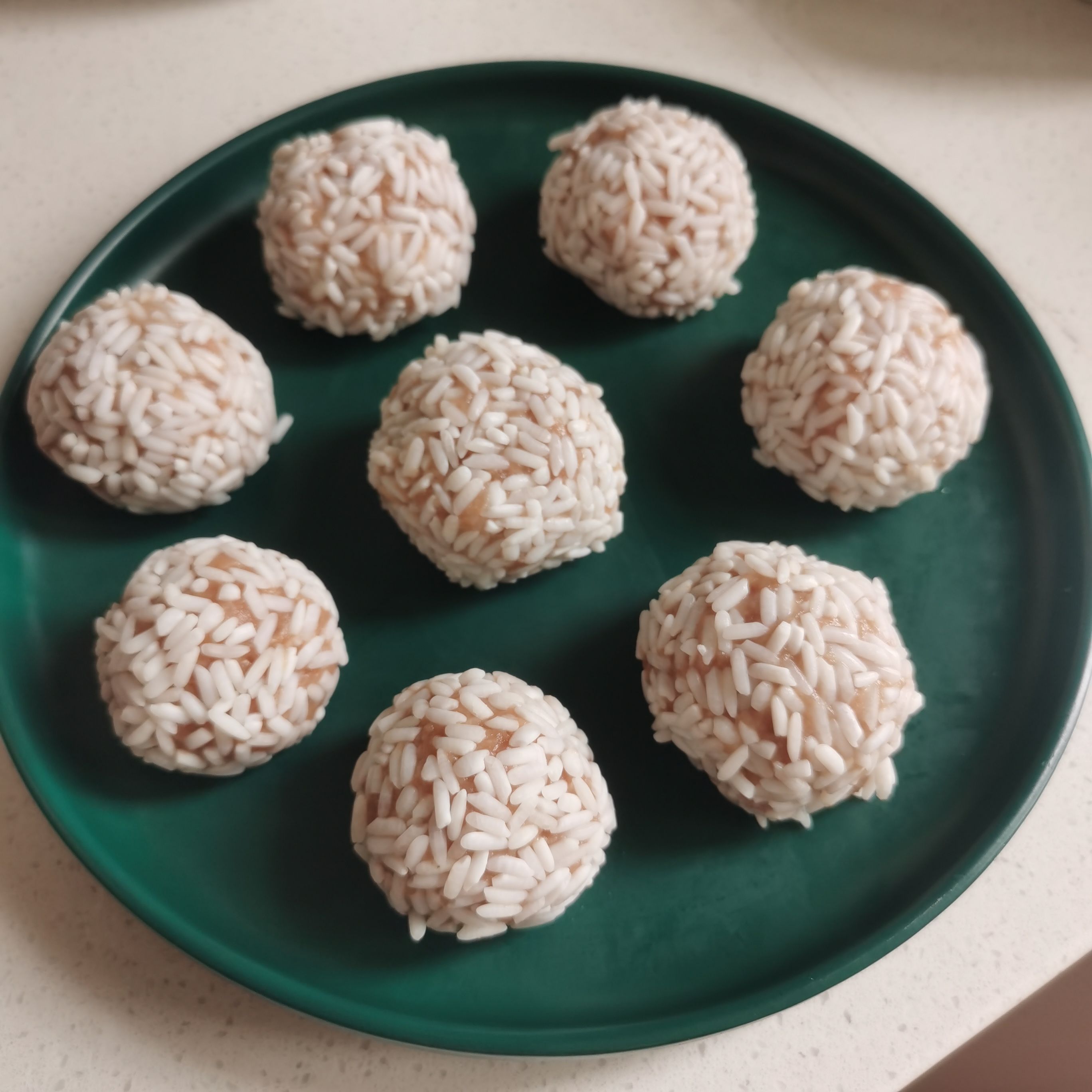 糯米珍珠丸子的做法-家常味蒸菜譜-易網(wǎng)健康養(yǎng)生網(wǎng) 糯米珍珠丸子的做法-家常味蒸菜譜