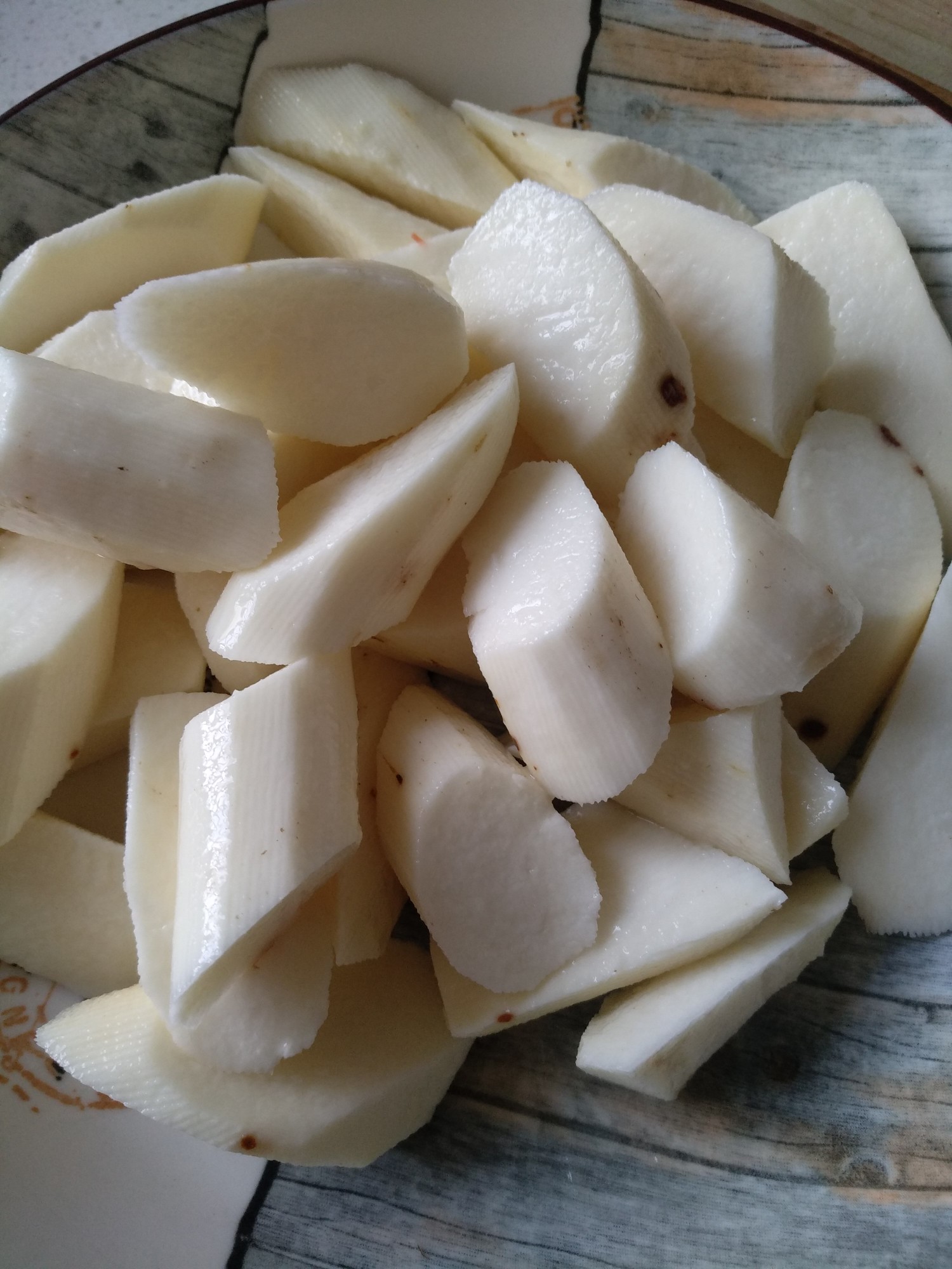 拔絲山藥的做法-家常味炸菜譜