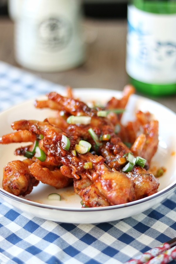 韓式辣醬雞爪的做法-香辣味炒菜譜-易網健康養生網 韓式辣醬雞爪的做法-香辣味炒菜譜