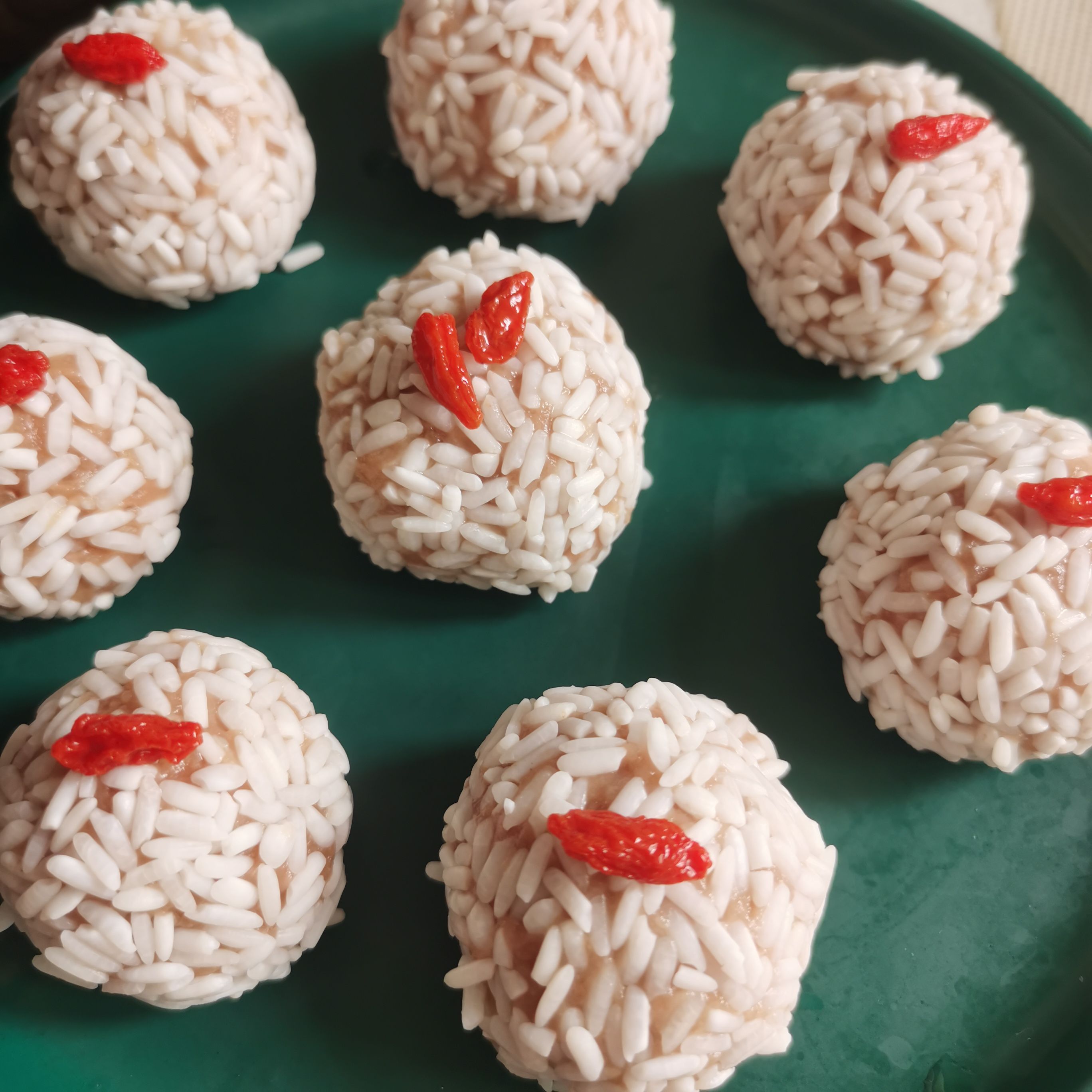 糯米珍珠丸子的做法-家常味蒸菜譜-易網(wǎng)健康養(yǎng)生網(wǎng) 糯米珍珠丸子的做法-家常味蒸菜譜