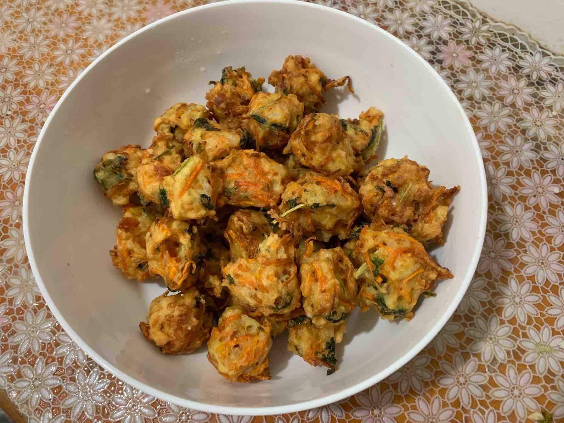 蔬菜丸子的做法-咸鮮味炸菜譜