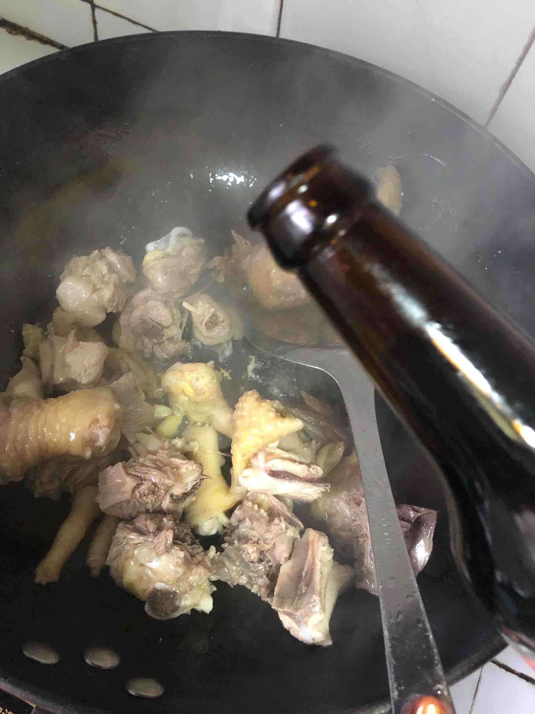 黃燜雞的做法-咸鮮味燒菜譜