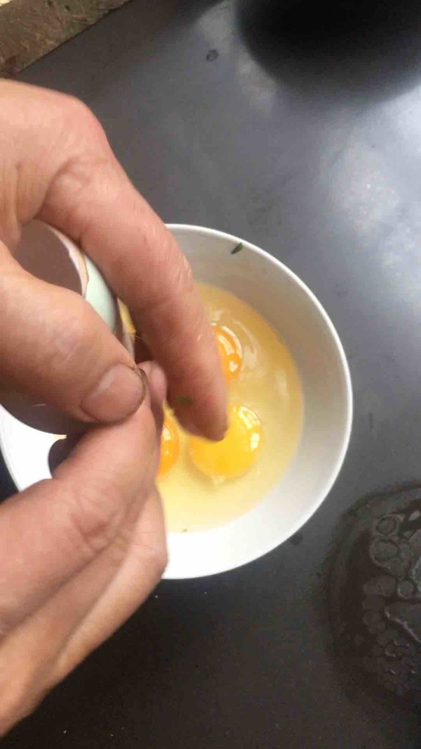 蔥花蛋的做法-家常味煎菜譜-易網健康養生網 蔥花蛋的做法-家常味煎菜譜