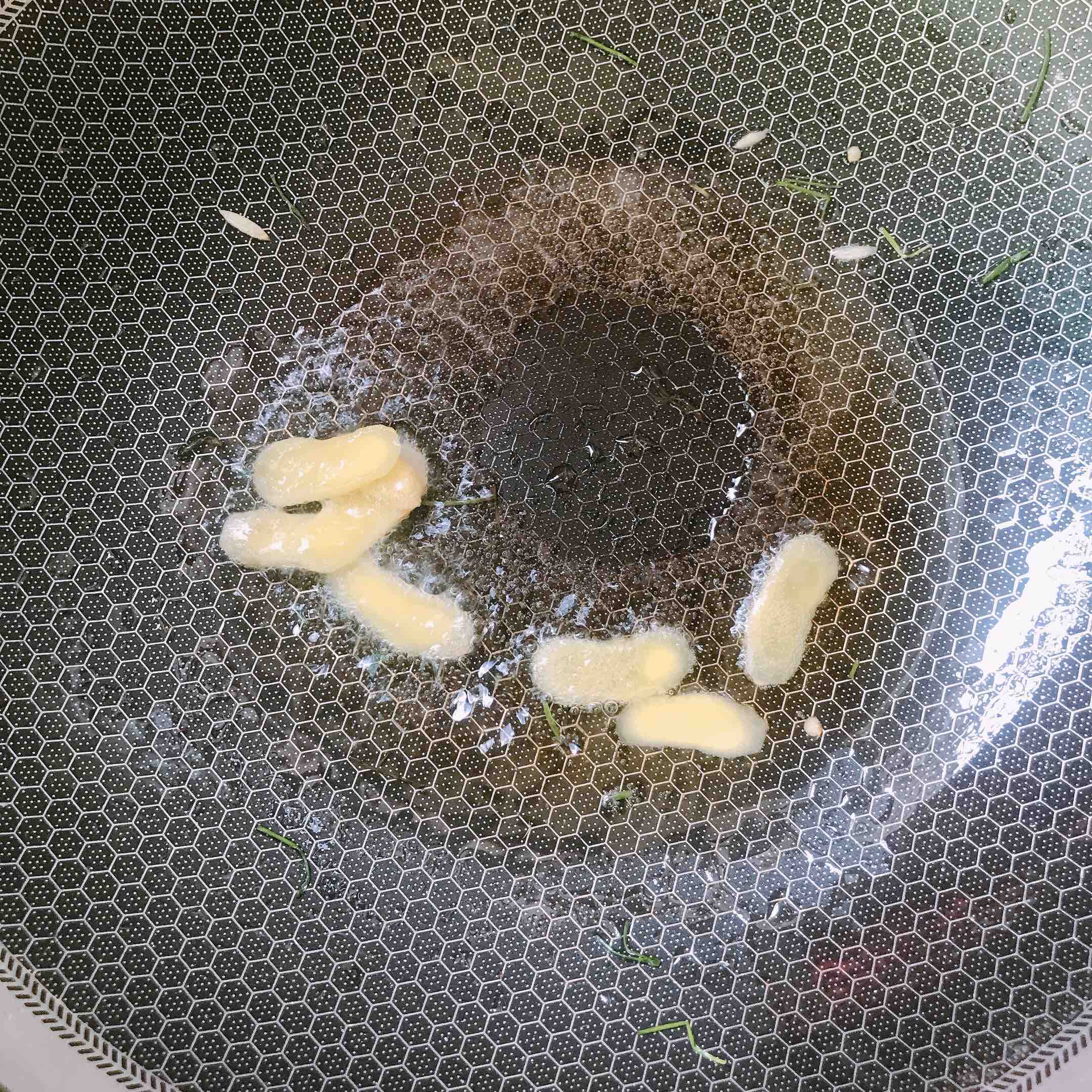 雞蛋干炒肉片的做法-咸鮮味炒菜譜-易網健康養生網 雞蛋干炒肉片的做法-咸鮮味炒菜譜