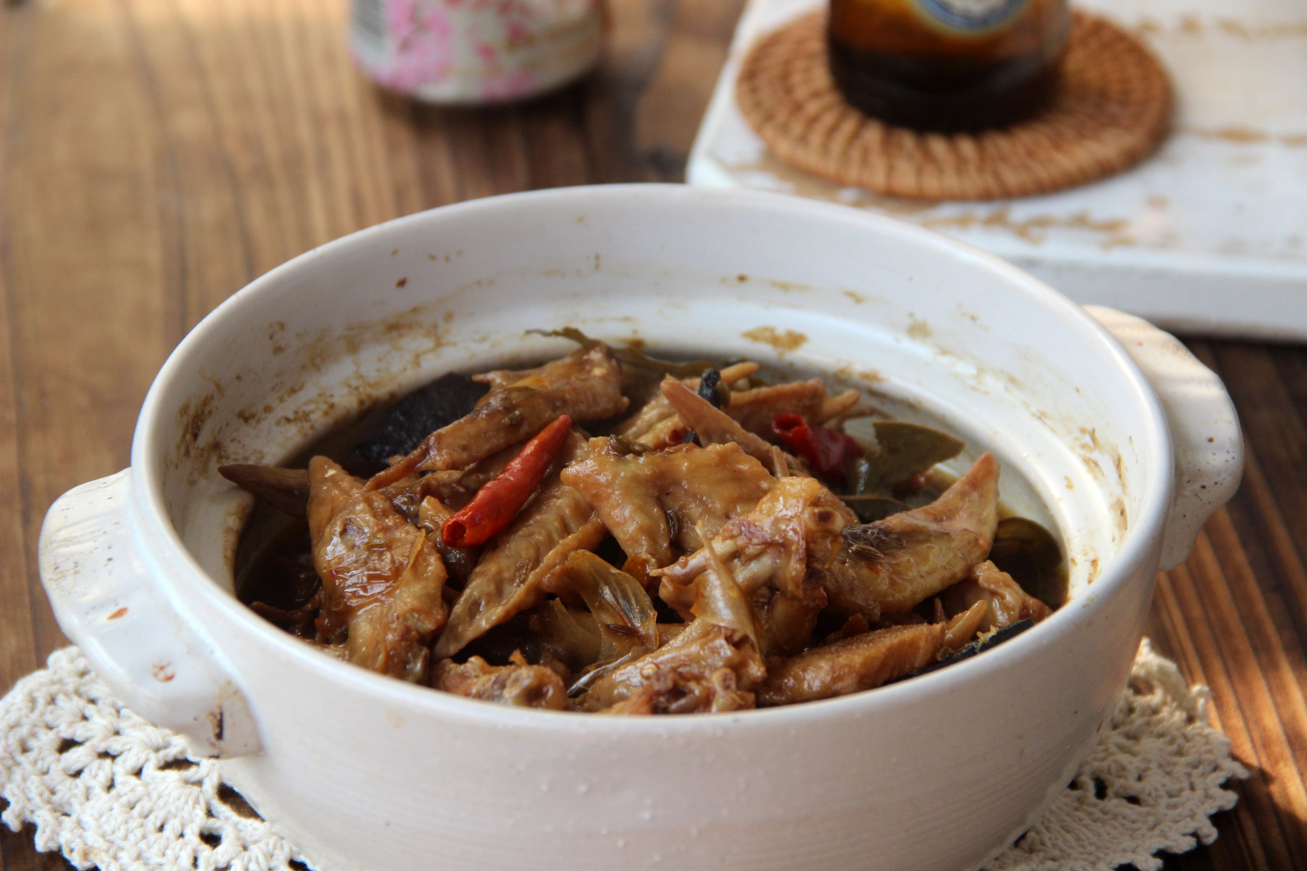 燒翅尖的做法-家常味煮菜譜-易網(wǎng)健康養(yǎng)生網(wǎng) 燒翅尖的做法-家常味煮菜譜