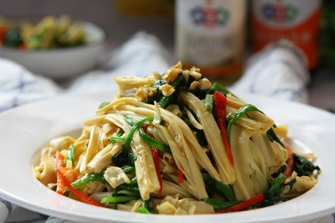 腐竹拌菠菜的做法-咸鮮味拌菜譜