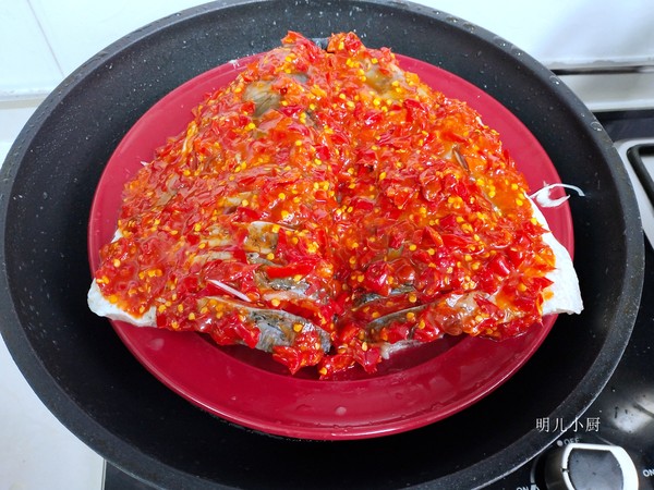 剁椒蒸魚的做法-家常味蒸菜譜-易網(wǎng)健康養(yǎng)生網(wǎng) 剁椒蒸魚的做法-家常味蒸菜譜