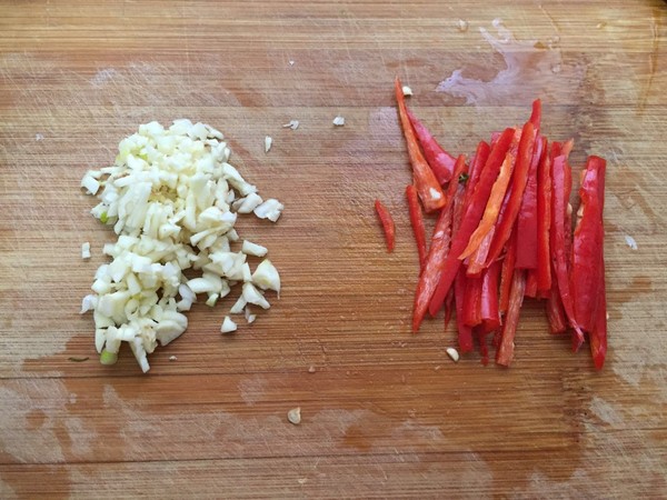 腐竹拌菠菜的做法-咸鮮味拌菜譜