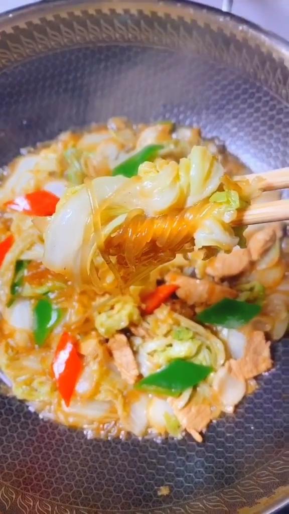 白菜燉粉條的做法-家常味燉菜譜-易網健康養生網 白菜燉粉條的做法-家常味燉菜譜