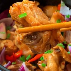 雞公煲的做法-咸鮮味煮菜譜