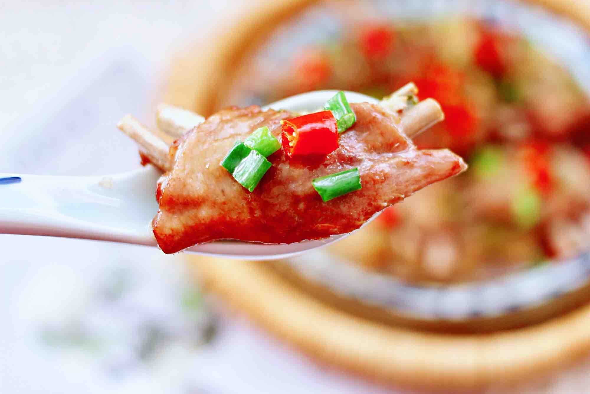 杏鮑菇蒸雞翅的做法-香辣味蒸菜譜