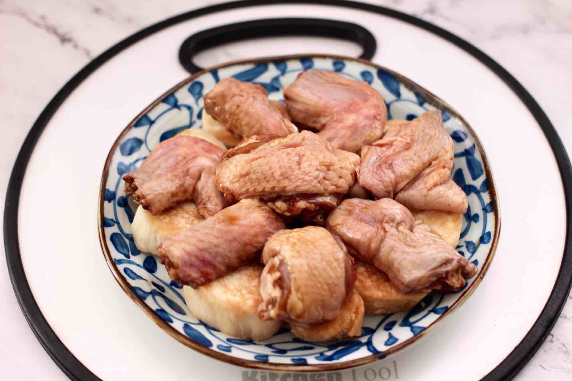 杏鮑菇蒸雞翅的做法-香辣味蒸菜譜