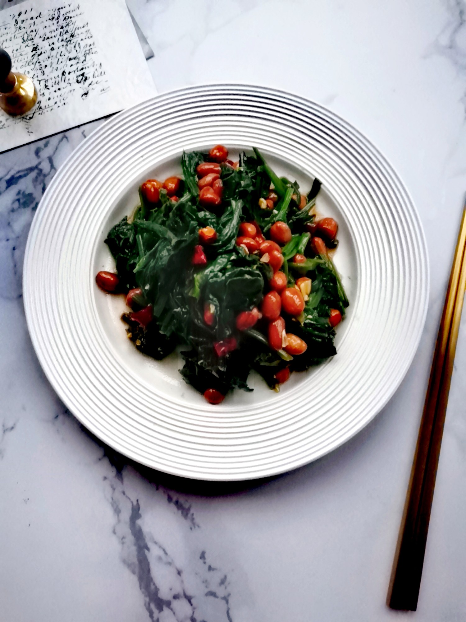 果仁菠菜的做法-咸鮮味拌菜譜-易網健康養生網 果仁菠菜的做法-咸鮮味拌菜譜