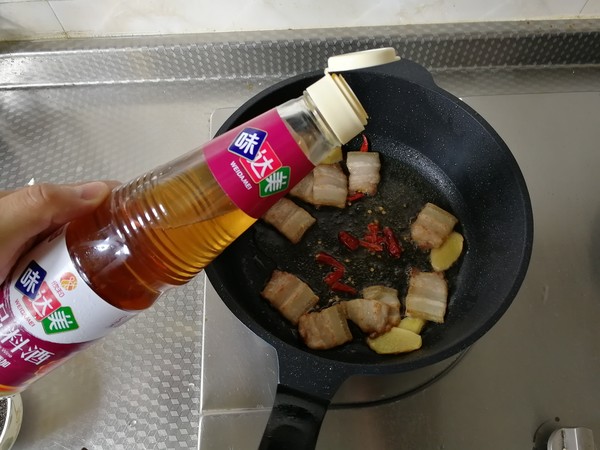 酸辣包菜炒肉的做法-酸辣味炒菜譜