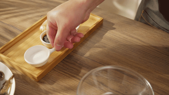 油爆河蝦【孔老師教做菜】的做法-酸甜味炒菜譜