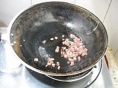 雪菜蛋炒飯的做法-家常味炒菜譜-易網健康養生網 雪菜蛋炒飯的做法-家常味炒菜譜