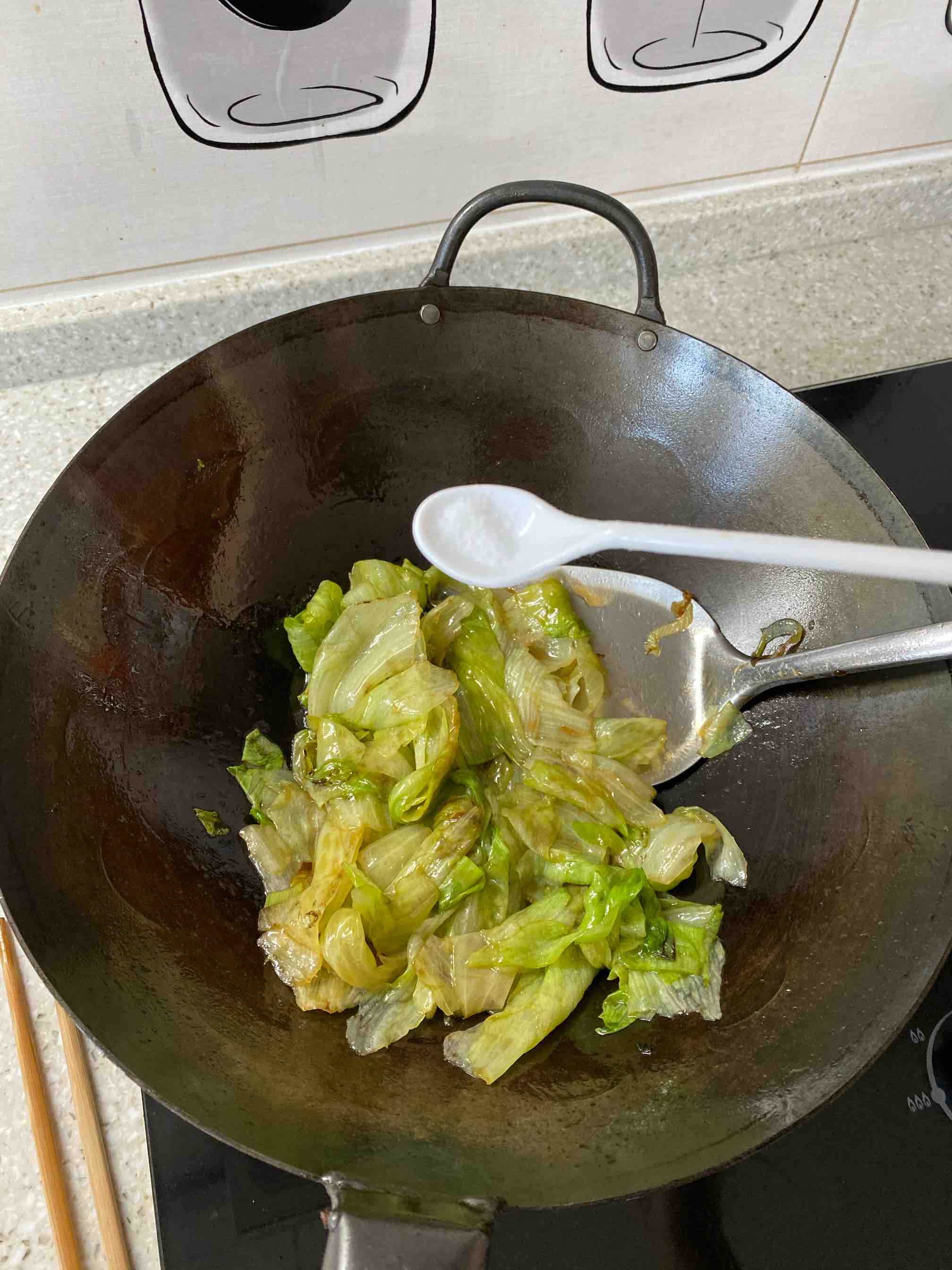 蠔油生菜的做法-家常味炒菜譜-易網健康養生網 蠔油生菜的做法-家常味炒菜譜