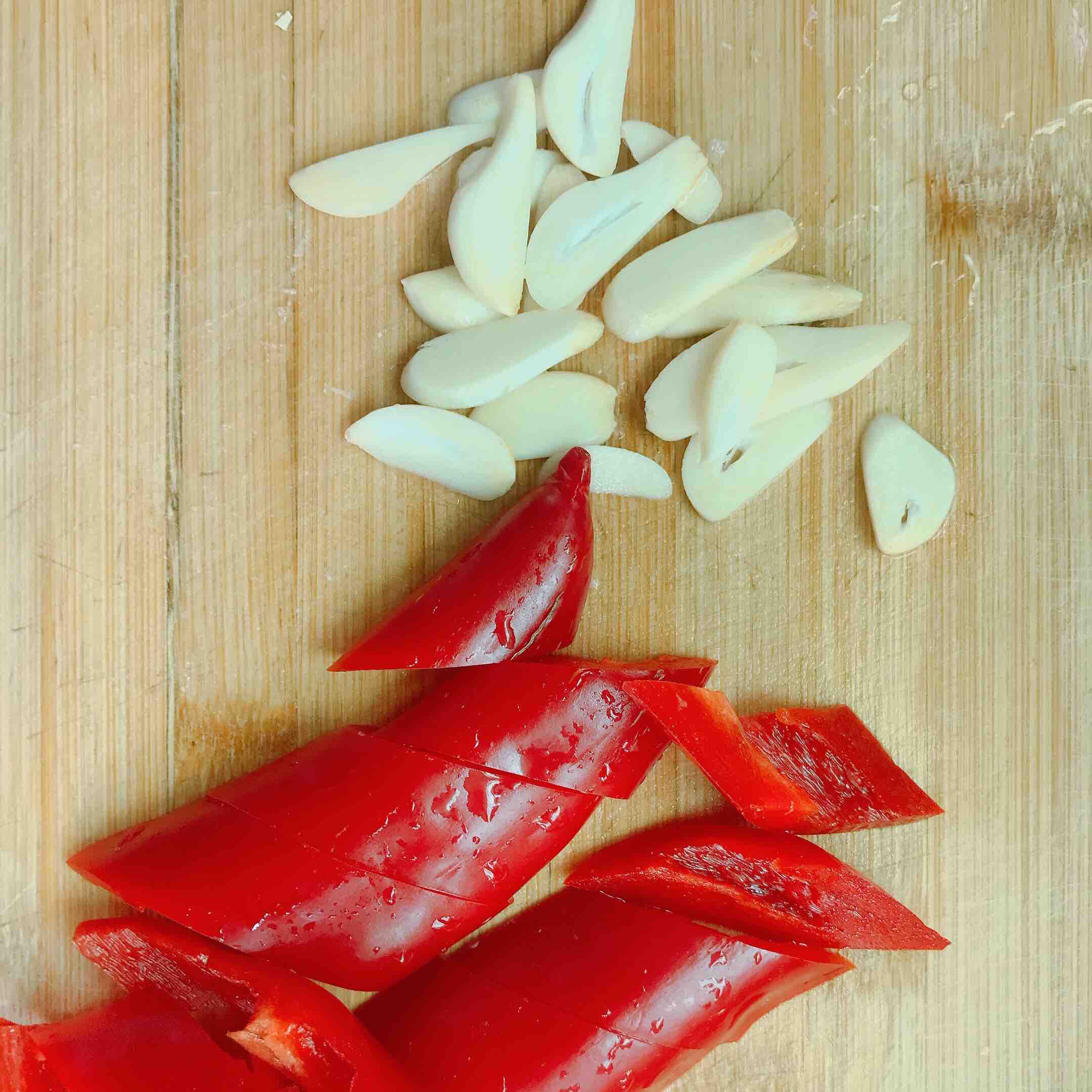 荷蘭豆炒肉片的做法-咸鮮味炒菜譜-易網(wǎng)健康養(yǎng)生網(wǎng) 荷蘭豆炒肉片的做法-咸鮮味炒菜譜