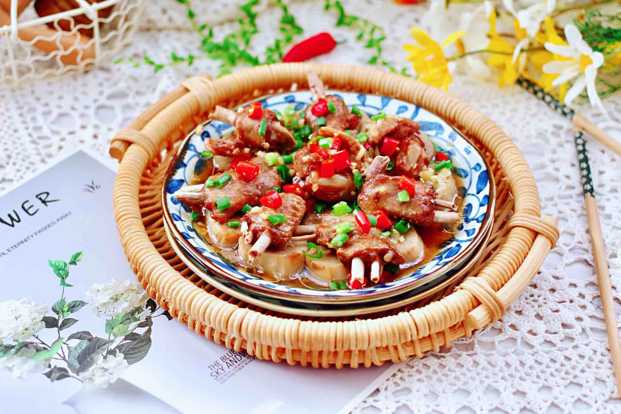 杏鮑菇蒸雞翅的做法-香辣味蒸菜譜