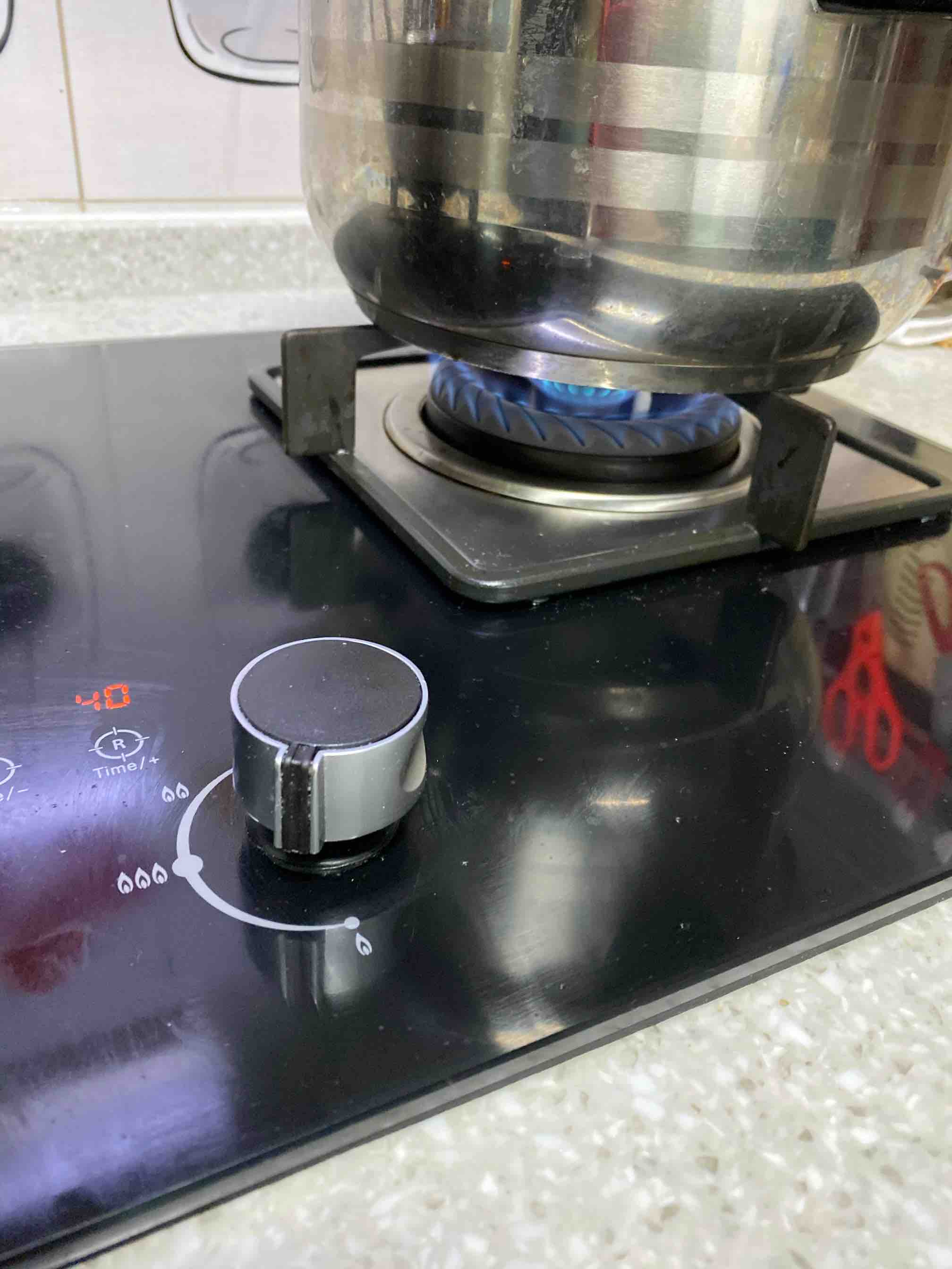 咖喱牛肉的做法-咖喱味煮菜譜-易網健康養生網 咖喱牛肉的做法-咖喱味煮菜譜