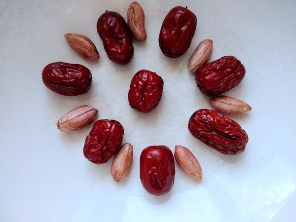 蒸米糕的做法-甜味蒸菜譜-易網健康養生網 蒸米糕的做法-甜味蒸菜譜