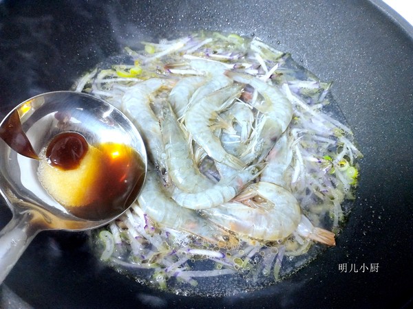 蘿卜絲煮大蝦的做法-家常味爆菜譜-易網健康養生網 蘿卜絲煮大蝦的做法-家常味爆菜譜