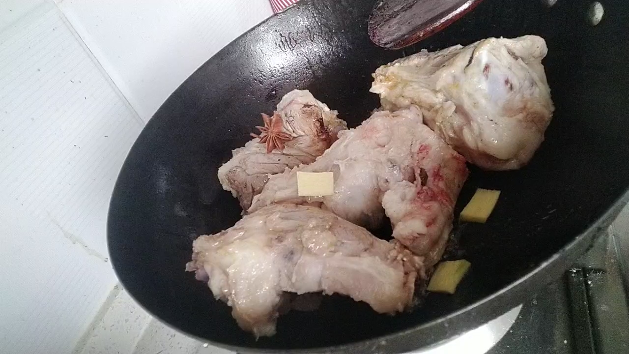 紅燒大棒骨的做法-家常味煮菜譜-易網(wǎng)健康養(yǎng)生網(wǎng) 紅燒大棒骨的做法-家常味煮菜譜