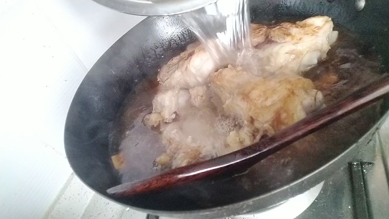 紅燒大棒骨的做法-家常味煮菜譜-易網(wǎng)健康養(yǎng)生網(wǎng) 紅燒大棒骨的做法-家常味煮菜譜