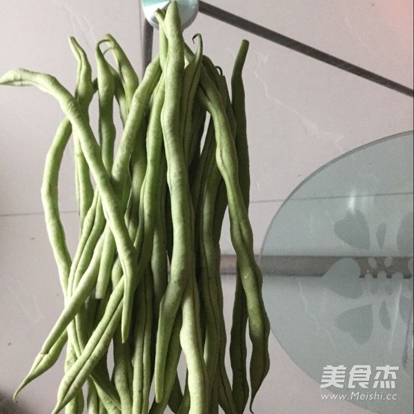 肉絲炒四季豆的做法-咸鮮味炒菜譜-易網<a href=http://www.jsjjzhkt.cn/ target=_blank class=infotextkey>健康養生</a>網 肉絲炒四季豆的做法-咸鮮味炒菜譜