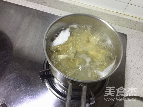 百合水煮蛋的做法-甜味煮菜譜