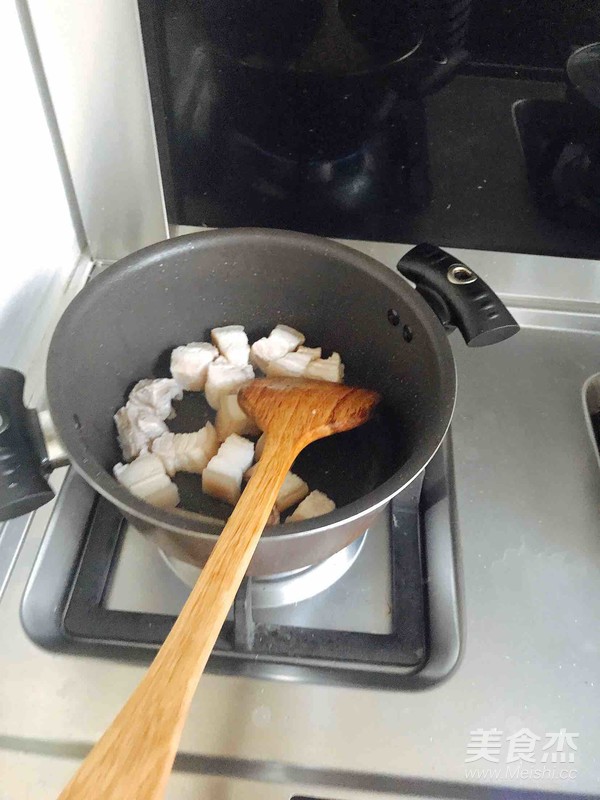 臘八蒜紅燒肉的做法-魚香味燉菜譜-易網健康養生網 臘八蒜紅燒肉的做法-魚香味燉菜譜