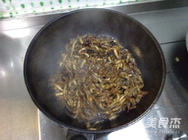 五花肉炒茄絲的做法-其它口味炒菜譜-易網健康養生網 五花肉炒茄絲的做法-其它口味炒菜譜