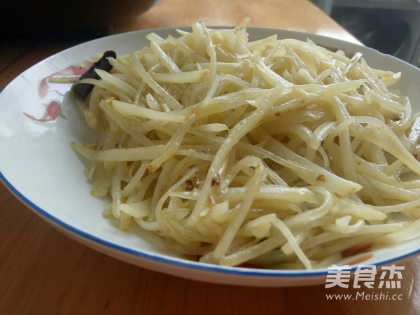 熗炒土豆絲的做法-家常味炒菜譜-易網健康養生網 熗炒土豆絲的做法-家常味炒菜譜