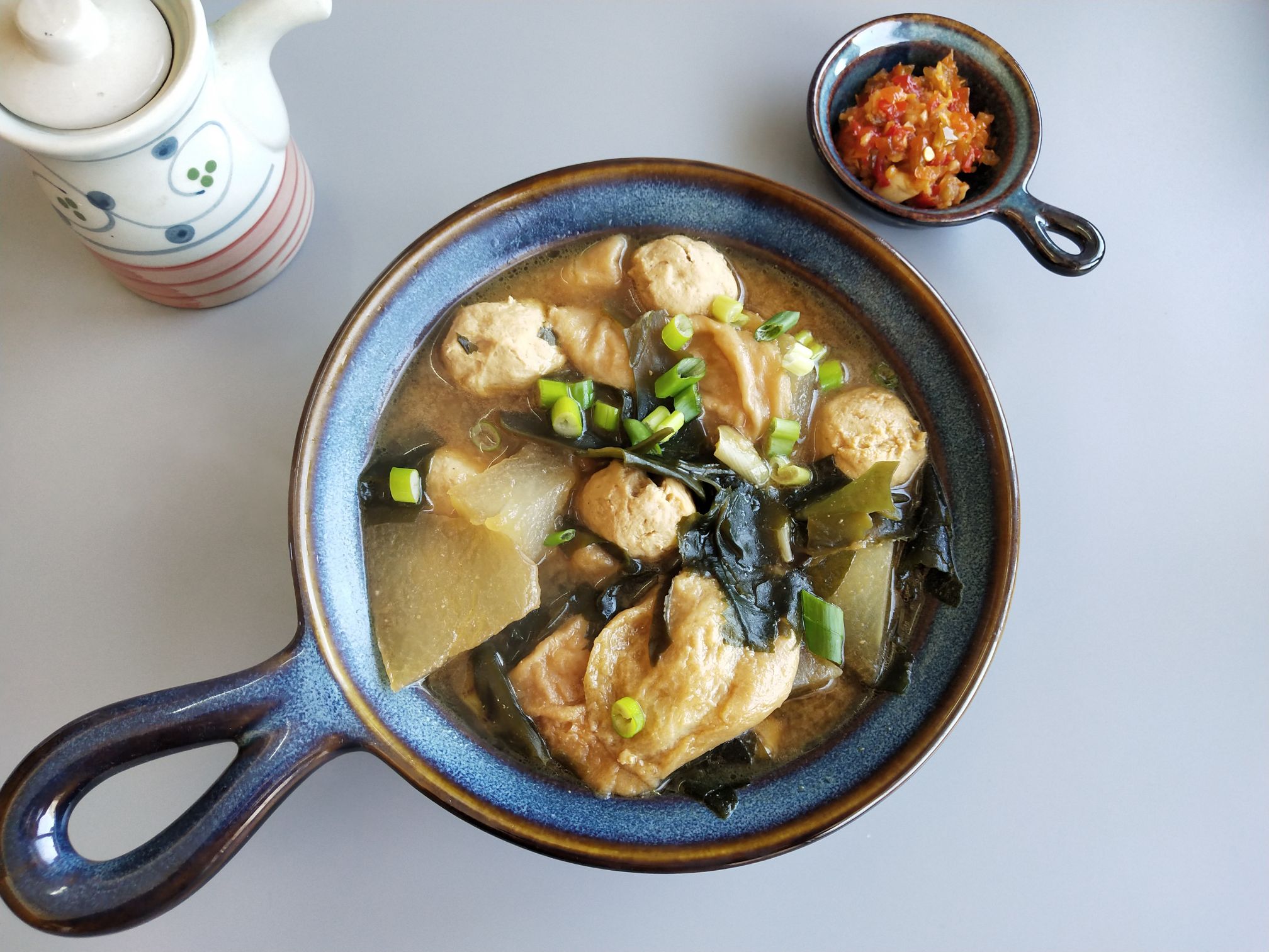 味增冬瓜雞丸湯的做法-咸鮮味煮菜譜-易網(wǎng)健康養(yǎng)生網(wǎng) 味增冬瓜雞丸湯的做法-咸鮮味煮菜譜