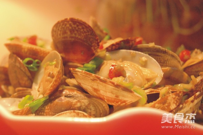 辣炒花蛤的做法-香辣味炒菜譜-易網健康養生網 辣炒花蛤的做法-香辣味炒菜譜