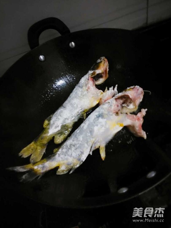 紅燒昂刺魚的做法-咸鮮味燒菜譜-易網健康養生網 紅燒昂刺魚的做法-咸鮮味燒菜譜