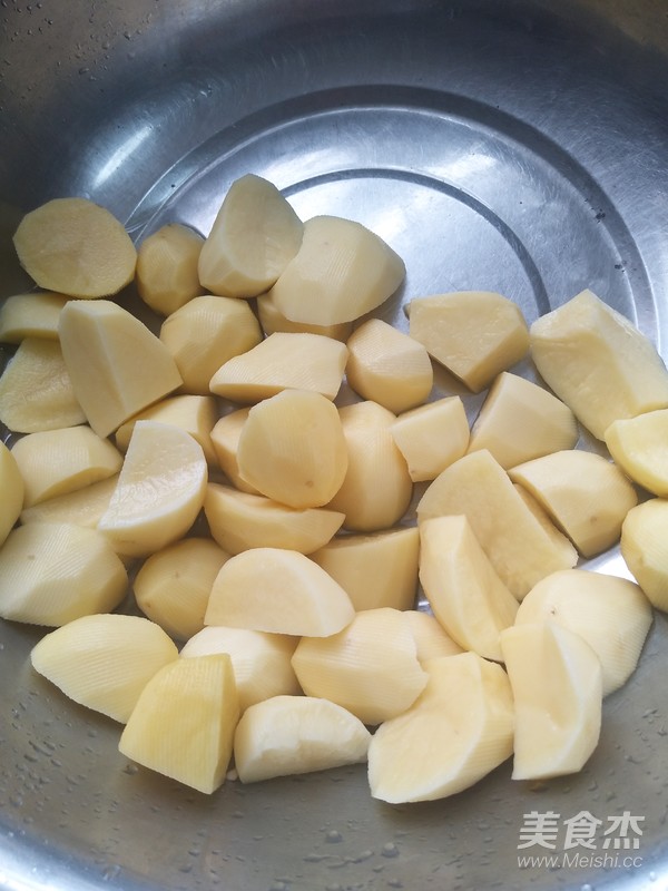 咖喱雞塊的做法-咖喱味燉菜譜