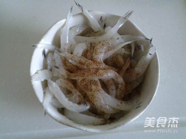 雪菜銀魚的做法-咸鮮味炒菜譜-易網<a href=http://www.jsjjzhkt.cn/ target=_blank class=infotextkey>健康養生</a>網 雪菜銀魚的做法-咸鮮味炒菜譜