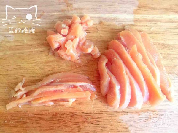 香菇雞肉炸醬面的做法-家常味炸菜譜-易網(wǎng)健康養(yǎng)生網(wǎng) 香菇雞肉炸醬面的做法-家常味炸菜譜