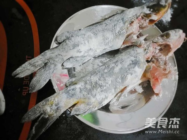 紅燒昂刺魚的做法-咸鮮味燒菜譜-易網<a href=http://www.jsjjzhkt.cn/ target=_blank class=infotextkey>健康養生</a>網 紅燒昂刺魚的做法-咸鮮味燒菜譜