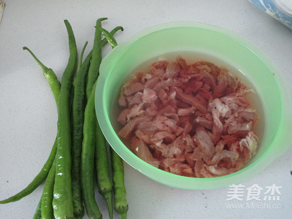 蠔油杭椒牛肉的做法-咸鮮味炒菜譜-易網<a href=http://www.jsjjzhkt.cn/ target=_blank class=infotextkey>健康養生</a>網 蠔油杭椒牛肉的做法-咸鮮味炒菜譜