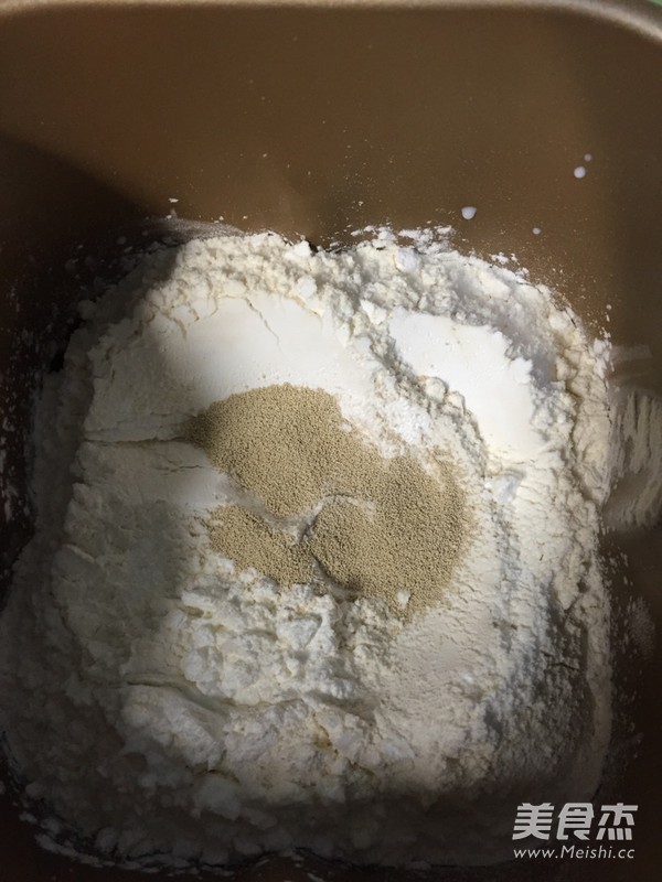 培根芝士面包的做法-其它口味烘焙菜譜